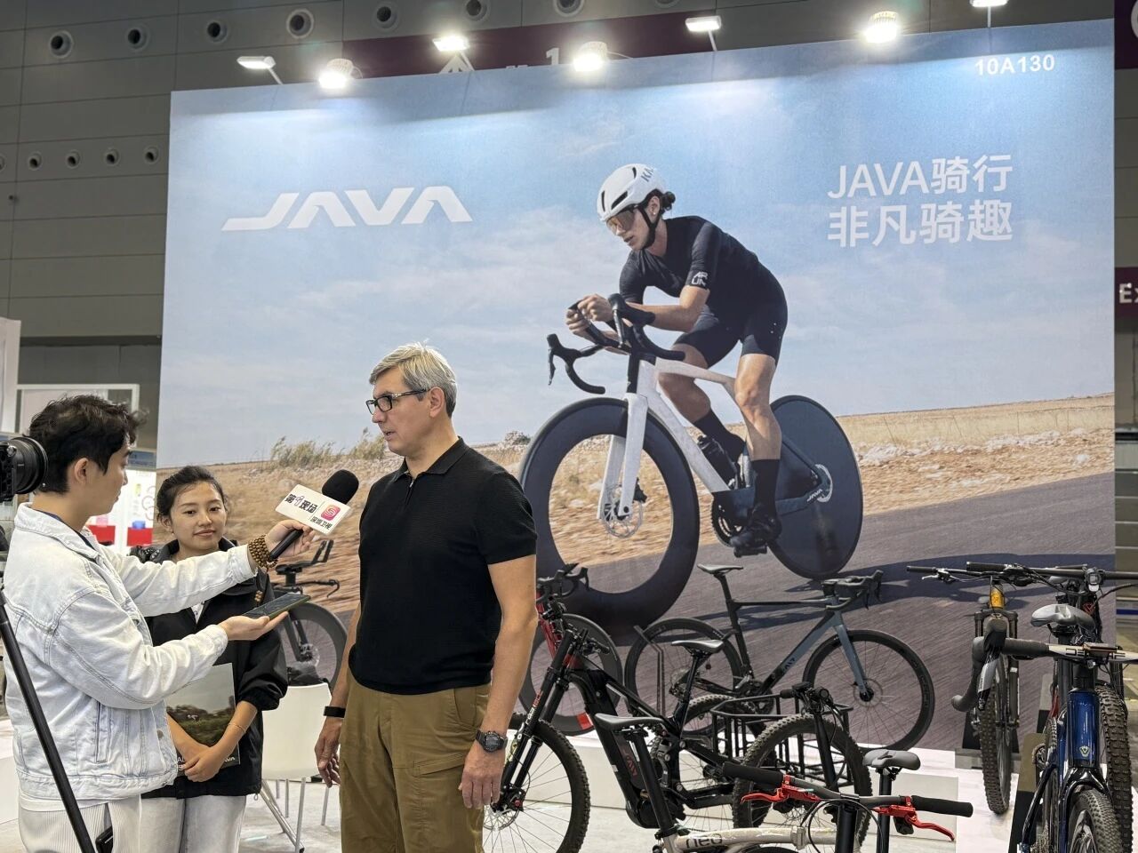 通勤新寵，陣容鼎盛！NEO三折疊家族高交會首秀