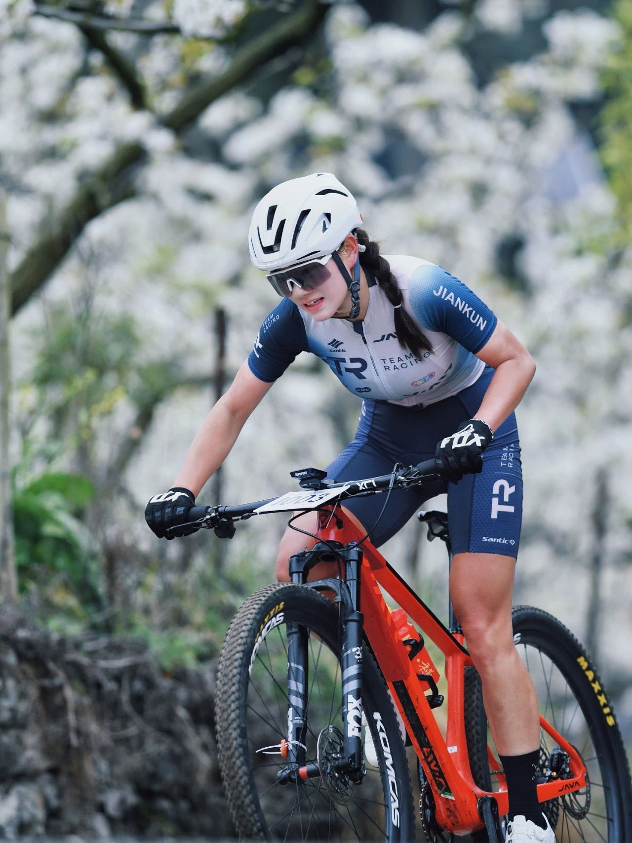 見(jiàn)證非凡時(shí)刻！JAVA - JIANKUN車(chē)隊(duì)全國(guó)騎跡正當(dāng)時(shí)