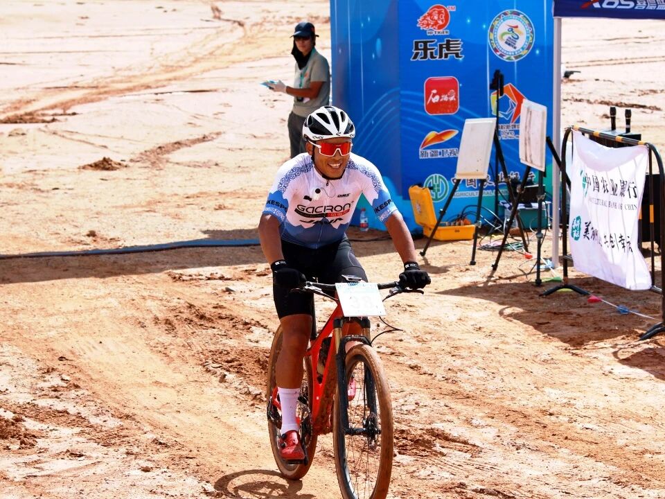 捷報頻傳，JAVA贊助車隊及車手賽事斬獲多項殊榮